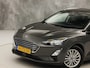 Ford Focus Wagon 1.0 EcoBoost Titanium X Sport Automaat (APPLE CARPLAY, GROOT NAVI, CAMERA, STUUR/STOELVERWARMING, KEYLESS, SPORTSTOELEN, GETINT GLAS, LANE ASSIST, NIEUWSTAAT)