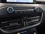 Ford Focus Wagon 1.0 EcoBoost Titanium X Sport Automaat (APPLE CARPLAY, GROOT NAVI, CAMERA, STUUR/STOELVERWARMING, KEYLESS, SPORTSTOELEN, GETINT GLAS, LANE ASSIST, NIEUWSTAAT)