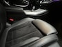 BMW 3-Serie 320i M-sport Head Up Leer Navi PDC Virtual 20'' LM velgen Climate voor en achter Matrix
