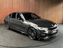 BMW 3-Serie 320i M-sport Head Up Leer Navi PDC Virtual 20'' LM velgen Climate voor en achter Matrix