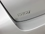 Toyota Auris 1.8 Hybrid Sport Automaat (NAVIGATIE, CAMERA, CRUISE, SPORTSTOELEN, KEYLESS, LM VELGEN, NIEUWSTAAT)