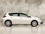Toyota Auris 1.8 Hybrid Sport Automaat (NAVIGATIE, CAMERA, CRUISE, SPORTSTOELEN, KEYLESS, LM VELGEN, NIEUWSTAAT)