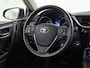 Toyota Auris 1.8 Hybrid Sport Automaat (NAVIGATIE, CAMERA, CRUISE, SPORTSTOELEN, KEYLESS, LM VELGEN, NIEUWSTAAT)