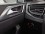 Volkswagen Polo 1.0 TSI Sportline Automaat (VIRTUAL COCKPIT, APPLE CARPLAY, GROOT NAVI, CLIMATE, CAMERA, STOELVERWARMING, SPORTSTOELEN, GETINT GLAS, KEYLESS START, ADAPTIVE CRUISE, NIEUWSTAAT)