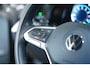 Volkswagen Golf 1.0 eTSI Life | Memory | Keyless | Stoelverwarming | 18" Velgen | LED Plus
