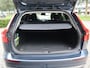 Volvo V60 2.0 B3 Plus Bright Navi / Carplay / Stoel-Stuurverw / Elek Trekhaak / Camera / Stoelmemory / BTW Auto