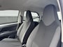 Toyota Aygo 1.0 VVT-i x-fun Nederlandse auto, airconditioning, neerklapbare achterbank, centrale deurvergrendeling met afstandsbediening, nette auto!