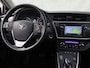 Toyota Auris Touring Sports 1.8 Hybrid Sport Automaat (NAVIGATIE, CLIMATE, CAMERA, SPORTSTOELEN, CRUISE, NIEUWE APK, NIEUWSTAAT)