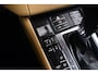 Porsche Macan 2.0 Panoramadak - Luchtvering - Privacybeglazing - Porsche Entry & Drive - Stoelverwarming voorin - Comfort Memory - Stuurwielverwarming - SportDesign dorpelbekledingen -
