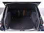 Porsche Macan 2.0 Panoramadak - Luchtvering - Privacybeglazing - Porsche Entry & Drive - Stoelverwarming voorin - Comfort Memory - Stuurwielverwarming - SportDesign dorpelbekledingen -