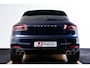 Porsche Macan 2.0 Panoramadak - Luchtvering - Privacybeglazing - Porsche Entry & Drive - Stoelverwarming voorin - Comfort Memory - Stuurwielverwarming - SportDesign dorpelbekledingen -