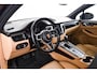 Porsche Macan 2.0 Panoramadak - Luchtvering - Privacybeglazing - Porsche Entry & Drive - Stoelverwarming voorin - Comfort Memory - Stuurwielverwarming - SportDesign dorpelbekledingen -