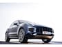 Porsche Macan 2.0 Panoramadak - Luchtvering - Privacybeglazing - Porsche Entry & Drive - Stoelverwarming voorin - Comfort Memory - Stuurwielverwarming - SportDesign dorpelbekledingen -