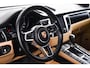 Porsche Macan 2.0 Panoramadak - Luchtvering - Privacybeglazing - Porsche Entry & Drive - Stoelverwarming voorin - Comfort Memory - Stuurwielverwarming - SportDesign dorpelbekledingen -