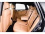Porsche Macan 2.0 Panoramadak - Luchtvering - Privacybeglazing - Porsche Entry & Drive - Stoelverwarming voorin - Comfort Memory - Stuurwielverwarming - SportDesign dorpelbekledingen -