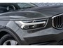 Volvo XC40 2.0 T4 Inscription | Trekhaak | Panoramadak | Achteruitrijcamera | BLIS | Cruise Control Adaptief | Elektrisch Verstelbare Voorstoelen | Navigatie | Apple Carplay | Android Auto | Keyless Entry | LED Koplampen Adaptief