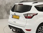 Ford Kuga 1.5 EcoBoost ST Line (PANORAMADAK, APPLE CARPLAY, GROOT NAVI, STUUR/STOELVERWARMING, CAMERA, SPORTSTOELEN, GETINT GLAS, TREKHAAK, CRUISE, NIEUWE APK, NIEUWSTAAT)