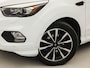 Ford Kuga 1.5 EcoBoost ST Line (PANORAMADAK, APPLE CARPLAY, GROOT NAVI, STUUR/STOELVERWARMING, CAMERA, SPORTSTOELEN, GETINT GLAS, TREKHAAK, CRUISE, NIEUWE APK, NIEUWSTAAT)