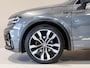 Volkswagen Tiguan 1.5 TSI ACT R-Line / 150pk / Panorama dak / Trekhaak / Achteruitrij camera / NAP / Dealer onderhouden /