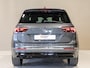 Volkswagen Tiguan 1.5 TSI ACT R-Line / 150pk / Panorama dak / Trekhaak / Achteruitrij camera / NAP / Dealer onderhouden /