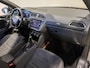 Volkswagen Tiguan 1.5 TSI ACT R-Line / 150pk / Panorama dak / Trekhaak / Achteruitrij camera / NAP / Dealer onderhouden /