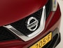 Nissan Qashqai 1.2 Tekna Automaat (PANORAMADAK, NAVIGATIE, LEDER, 360 CAMERA, STOELVERWARMING, SPORTSTOELEN, GETINT GLAS, TREKHAAK, CRUISE, NIEUWSTAAT)