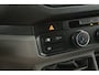 Volkswagen Crafter 2.0 TDI L3H2 140PK | Airco | Camera | 3 Zits | Trekhaak | Carplay | Elektrpakket