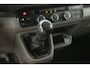 Volkswagen Crafter 2.0 TDI L3H2 140PK | Airco | Camera | 3 Zits | Trekhaak | Carplay | Elektrpakket