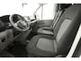 Volkswagen Crafter 2.0 TDI L3H2 140PK | Airco | Camera | 3 Zits | Trekhaak | Carplay | Elektrpakket