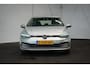 Volkswagen Golf 1.0 eTSI Life | Stoelverwarming | Climate |  Navigatie | ACC