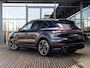 Porsche Cayenne 3.0 E-Hybrid Platinum Edition | SPORTDESIGN | SPORTCHRONO | MOONLIGHTBLUE | ELEKTR. TREKHAAK | SOFTCLOSE | ADAPTIVE CRUISE CONTROL | HEAD-UP | BOSE | 22 INCH | PASM LUCHTVERING | PANORAMA/SCHUIF-KANTELDAK | 18-WEG STOELEN |