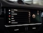 Porsche Cayenne 3.0 E-Hybrid Platinum Edition | SPORTDESIGN | SPORTCHRONO | MOONLIGHTBLUE | ELEKTR. TREKHAAK | SOFTCLOSE | ADAPTIVE CRUISE CONTROL | HEAD-UP | BOSE | 22 INCH | PASM LUCHTVERING | PANORAMA/SCHUIF-KANTELDAK | 18-WEG STOELEN |