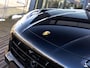 Porsche Cayenne 3.0 E-Hybrid Platinum Edition | SPORTDESIGN | SPORTCHRONO | MOONLIGHTBLUE | ELEKTR. TREKHAAK | SOFTCLOSE | ADAPTIVE CRUISE CONTROL | HEAD-UP | BOSE | 22 INCH | PASM LUCHTVERING | PANORAMA/SCHUIF-KANTELDAK | 18-WEG STOELEN |