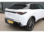 Peugeot E-3008 GT Avantage 210 73 kWh | Fase 3 laden | Luxe stoelen | Massage | Stoelverwarming | Alcantara | Navigatie | Camera |