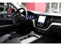 Volvo XC60 2.0 T6 Plug-in hybrid AWD Inscription | Origineel NL | Panoramadak | Trekhaak | Rijklaar | Camera | ACC |