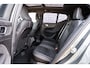 Volvo EX40 Single Motor Ext. Range Ultra Bl. Ed. Eur. 82 kWh | Harman Kardon audio | 20" | Schuif-/kanteldak | Getint Glas | Elektrische stoelverstelling | Nubuck bekleding | Adaptive Cruise Control | Dodehoekdetectie |