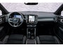 Volvo EX40 Single Motor Ext. Range Ultra Bl. Ed. Eur. 82 kWh | Harman Kardon audio | 20" | Schuif-/kanteldak | Getint Glas | Elektrische stoelverstelling | Nubuck bekleding | Adaptive Cruise Control | Dodehoekdetectie |