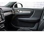 Volvo EX40 Single Motor Ext. Range Ultra Bl. Ed. Eur. 82 kWh | Harman Kardon audio | 20" | Schuif-/kanteldak | Getint Glas | Elektrische stoelverstelling | Nubuck bekleding | Adaptive Cruise Control | Dodehoekdetectie |