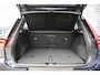 Volvo EX40 Single Motor Ext. Range Ultra Bl. Ed. Eur. 82 kWh | Europa | Harman Kardon audio | 20" | Schuif-/Kanteldak | Getint Glas | Elektrische Stoelverstelling | Nubuck Bekleding | Adaptieve Cruise Control | BLIS |
