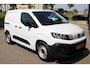 Peugeot e-Partner 136 L1 50 kWh | Fase 3 laden | Navigatie | Camera | 3-Zits | Parkeersensoren voor + achter | Apple carplay |