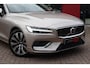 Volvo V60 2.0 T6 Plug-in hybrid AWD Plus Bright | Long Range | SoH 97% | Panoramadak | Harman/Kardon | Origineel NL | Trekhaak |