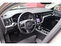 Volvo V60 2.0 T6 Plug-in hybrid AWD Plus Bright | Long Range | SoH 97% | Panoramadak | Harman/Kardon | Origineel NL | Trekhaak |