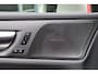 Volvo V60 2.0 T6 Plug-in hybrid AWD Plus Bright | Long Range | SoH 97% | Panoramadak | Harman/Kardon | Origineel NL | Trekhaak |