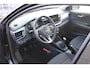 Kia Stonic 1.0 T-GDi MHEV DynamicLine LICHT METALEN VELGEN. NAVIGATIE, ACHTERUITRIJCAMERA