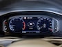 Volkswagen T-Roc 1.0 TSI Life Business / 110pk / Trekhaak / Stoelverwarming / NAP / Dealer onderhouden /