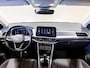 Volkswagen T-Roc 1.0 TSI Life Business / 110pk / Trekhaak / Stoelverwarming / NAP / Dealer onderhouden /