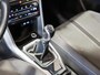 Volkswagen T-Roc 1.0 TSI Life Business / 110pk / Trekhaak / Stoelverwarming / NAP / Dealer onderhouden /