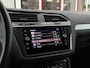 Volkswagen Tiguan 1.5 TSI Life Orgineel NL I Stoelverwarming I Trekhaak I Adaptive Cruise I Volledig onderhouden