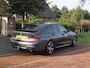 BMW 3-Serie 318i Business Edition | M-Pakket | Panoramadak | Trekhaak | Camera | Sfeerverlichting | Sportstoelen | NL-Auto |