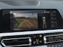 BMW 3-Serie 318i Business Edition | M-Pakket | Panoramadak | Trekhaak | Camera | Sfeerverlichting | Sportstoelen | NL-Auto |